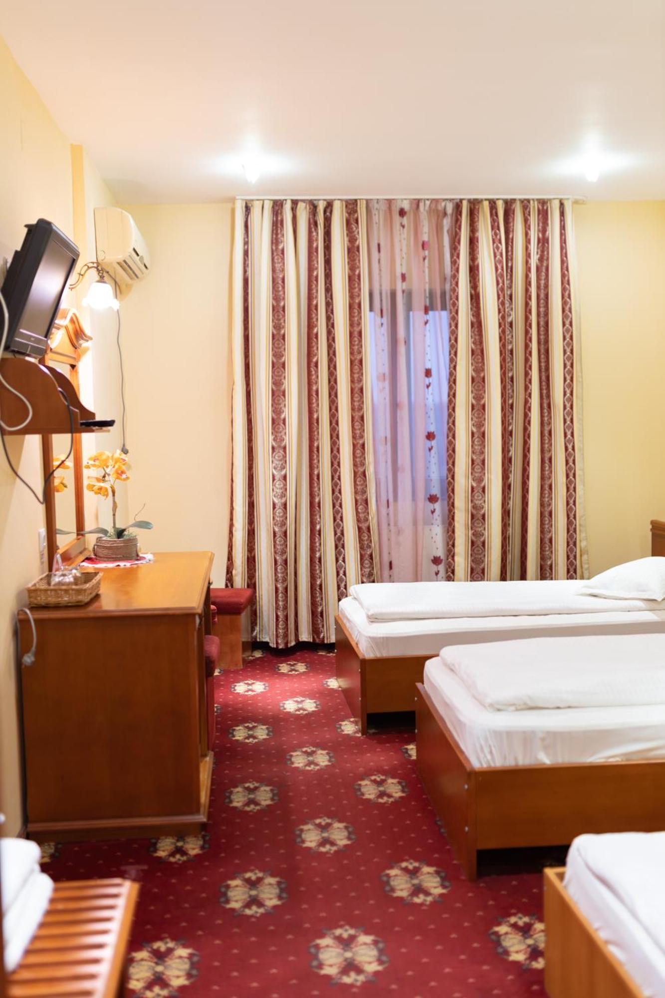 Hotel Coral サトゥ・マーレ エクステリア 写真