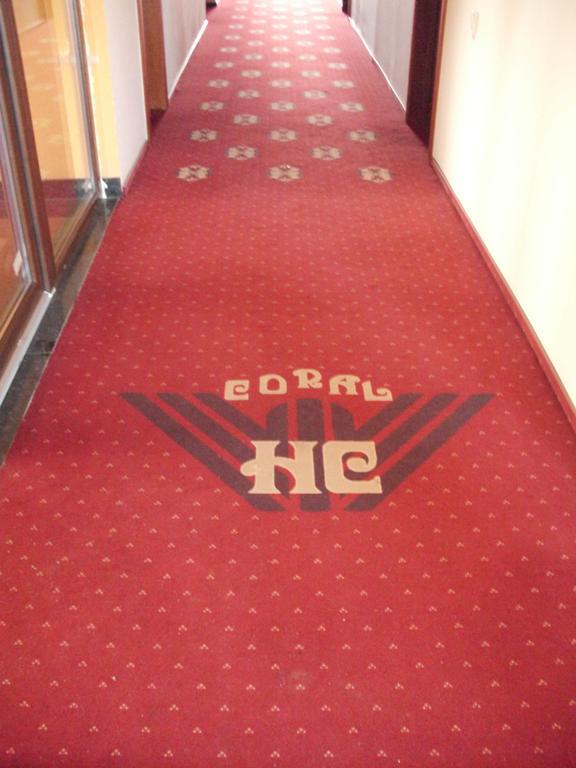 Hotel Coral サトゥ・マーレ エクステリア 写真